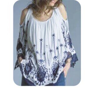 Le Marais | White Navy Rayon/Silk Blend Embroidered/Crochet‎ Top | SZ Medium